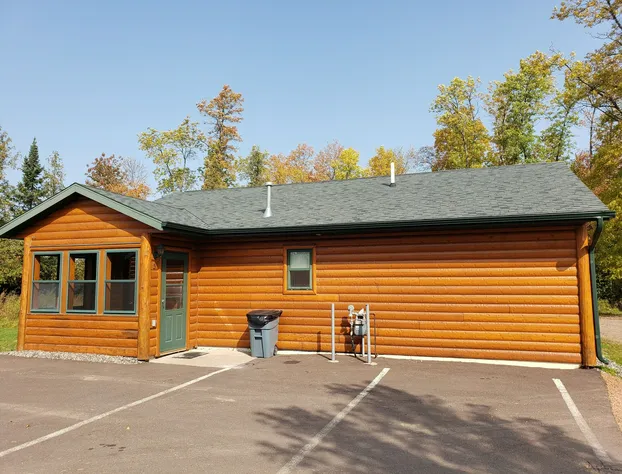 Lena's Northern Pines Resort hotel detail image 1