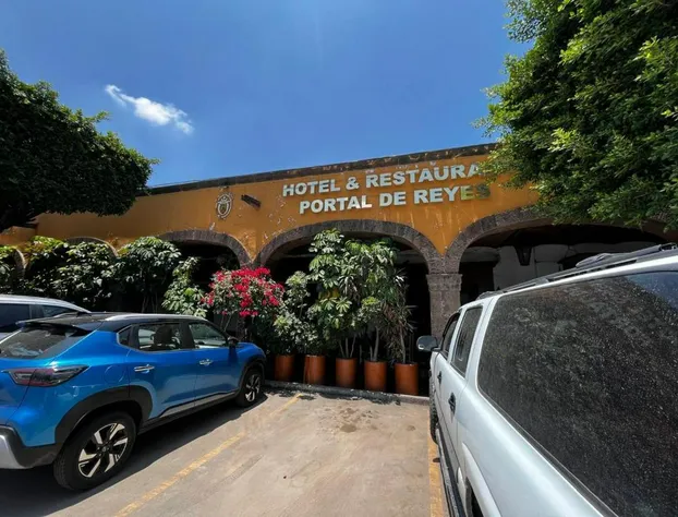 Hotel portal de reyes hotel detail image 2