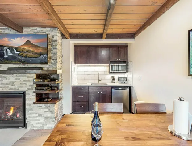 Willows, a Destination by Hyatt Residence hotel detail image 3