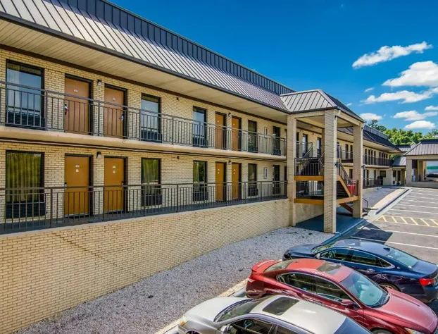 Americas Best Value Inn Wadesboro hotel detail image 4