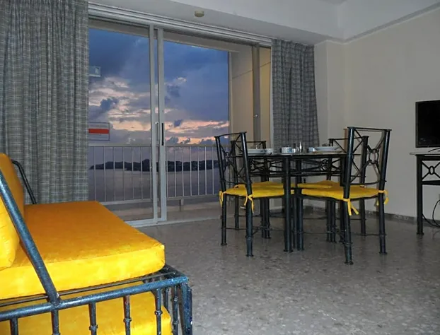 Las Torres Gemelas Acapulco hotel detail image 1