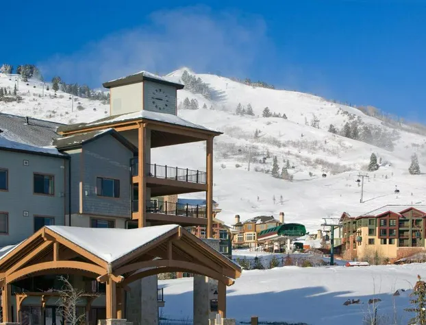 Silverado Lodge hotel detail image 3