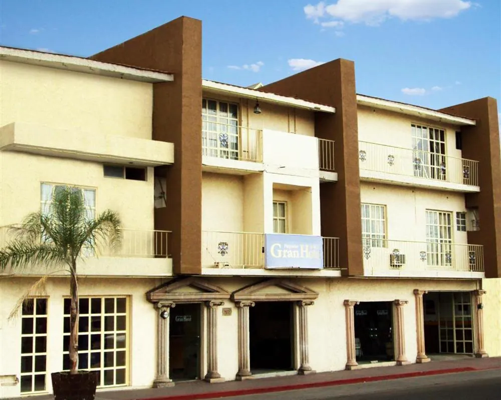 Pequeno Gran Hotel hotel hero