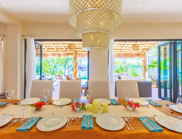 Villa Encantada by Coco B Isla hotel detail image 1