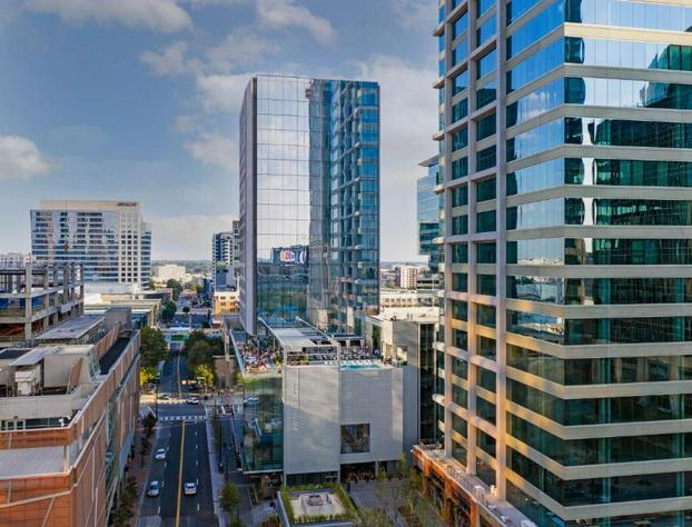 JW Marriott Charlotte hotel detail image 3