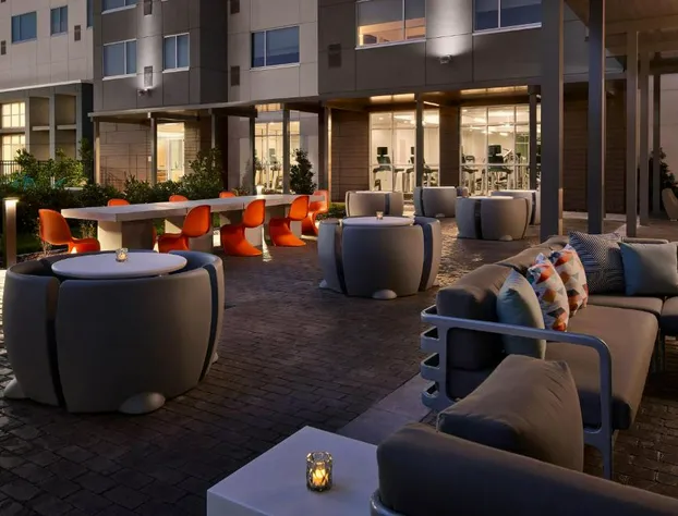 Aloft Orlando International Drive hotel detail image 3