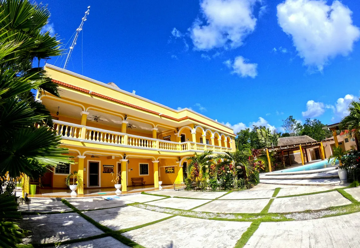 Hotel Scarlette hotel hero