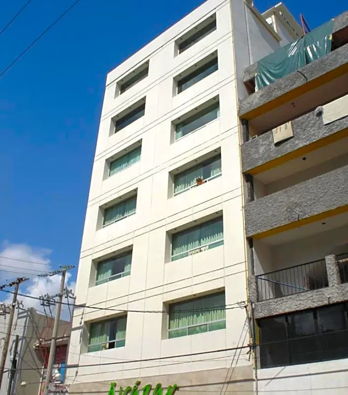 Hotel Alcázar hotel hero