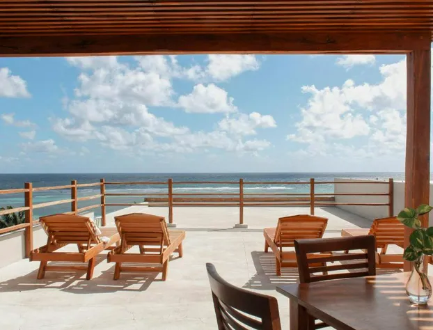 Noah Beach Hotel & Suites hotel detail image 3