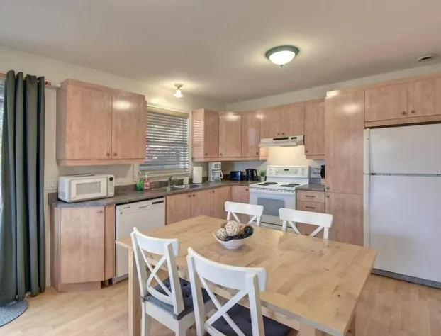 Tranquility Lodge by Instant Suites hotel detail image 4