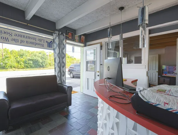 Sonrise Inn Lincoln Hwy By OYO hotel detail image 4