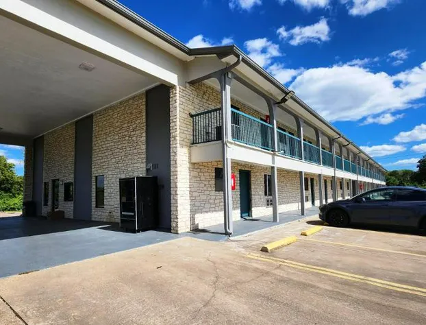 Scottish Inn & Suites hotel detail image 2