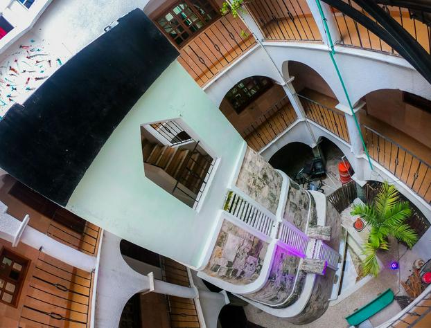 Izsla Suites hotel detail image 2