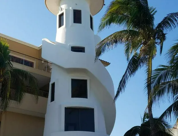 Ocean Front El Faro Reef 304 hotel detail image 3
