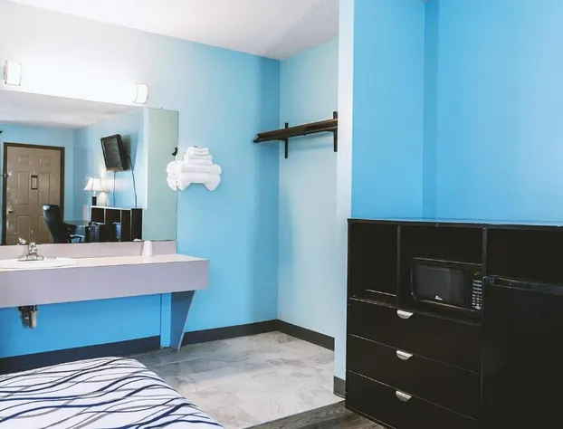 Blue Way Inn & Suites Wellington hotel detail image 3