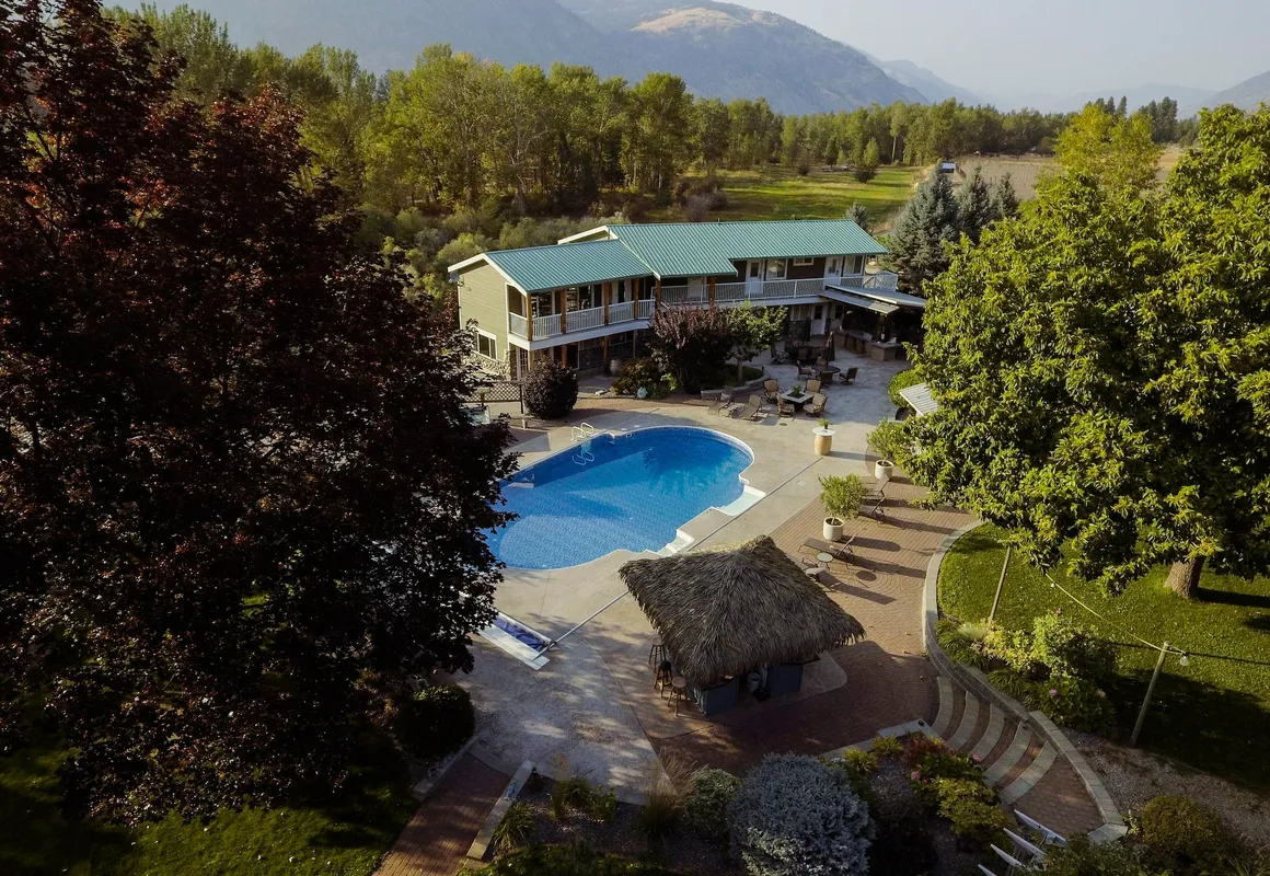 Similkameen Wild Resort & Winery hotel hero