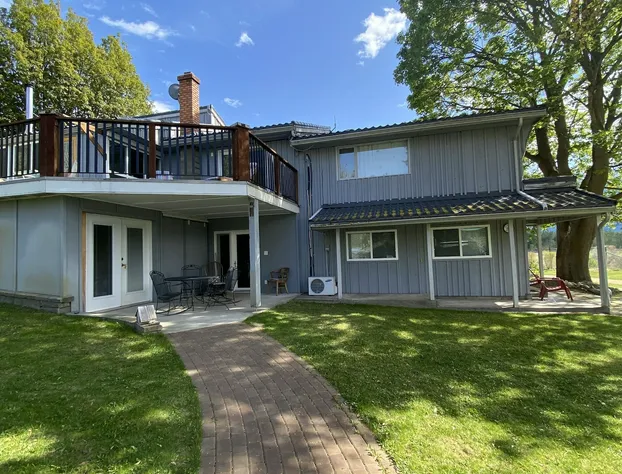 Similkameen Wild Resort & Winery hotel detail image 2