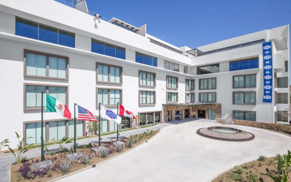 Hampton Inn & Suites by Hilton Los Cabos hotel hero
