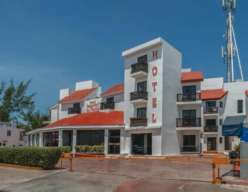 Hotel Imperial las Perlas hotel hero