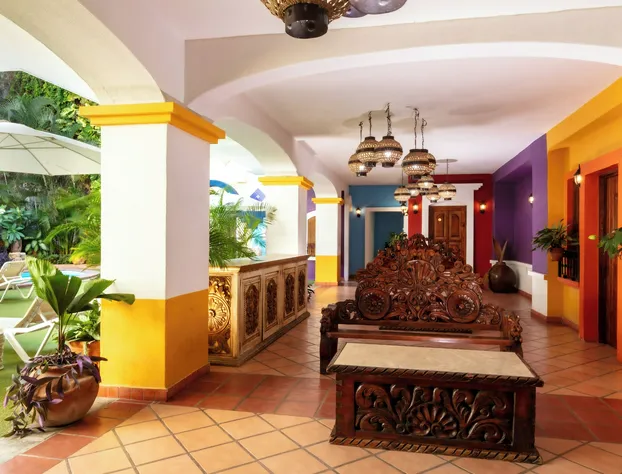 Los Arcos Suites hotel detail image 1