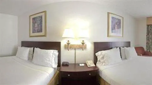 Holiday Inn Express Hotel & Suites Liberal hotel hero