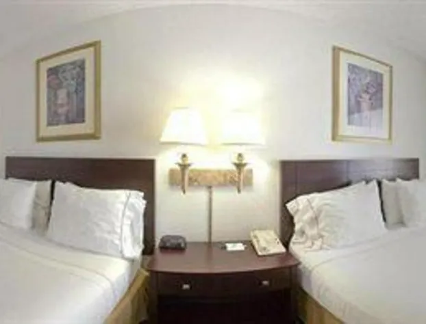 Holiday Inn Express Hotel & Suites Liberal hotel detail image 2