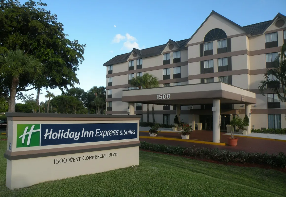 Holiday Inn Express & Suites Ft. Lauderdale N - Exec Airport by IHG hotel hero