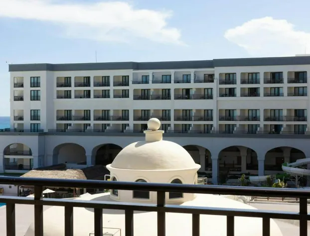 Marriott Cancun, An All-Inclusive Resort hotel detail image 1