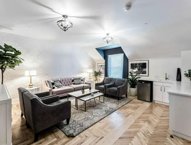 The Inn on Officers Garden hotel detail image 2