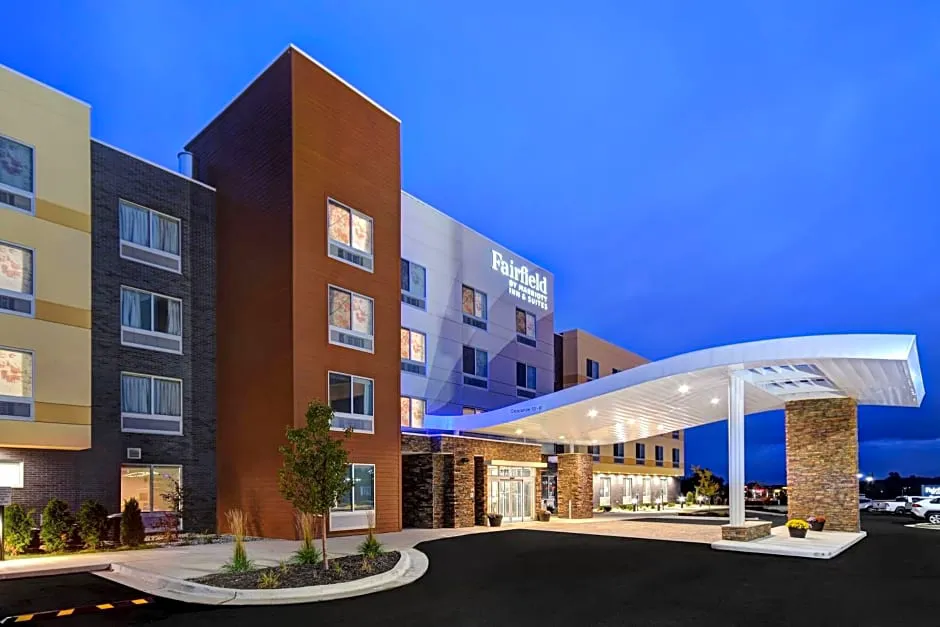 Fairfield Inn & Suites by Marriott Grand Rapids Wyoming hotel hero