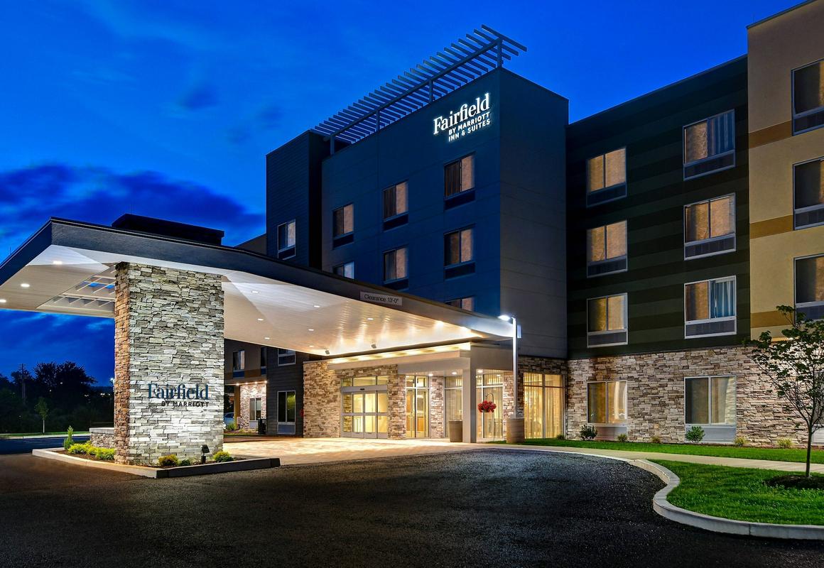 Fairfield Inn & Suites by Marriott Selinsgrove hotel hero