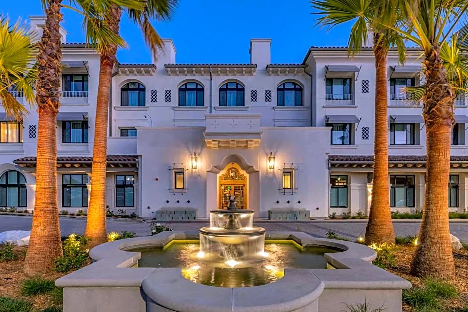 Cambria Hotel Calabasas - Malibu hotel hero