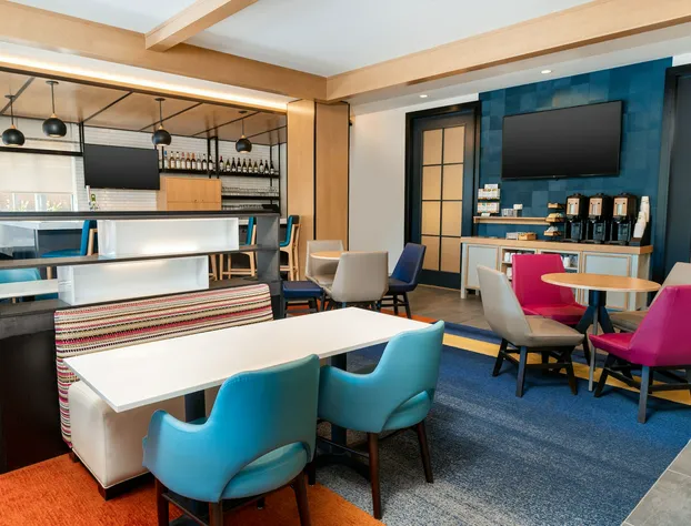 Hyatt House Nashville Airport hotel detail image 2