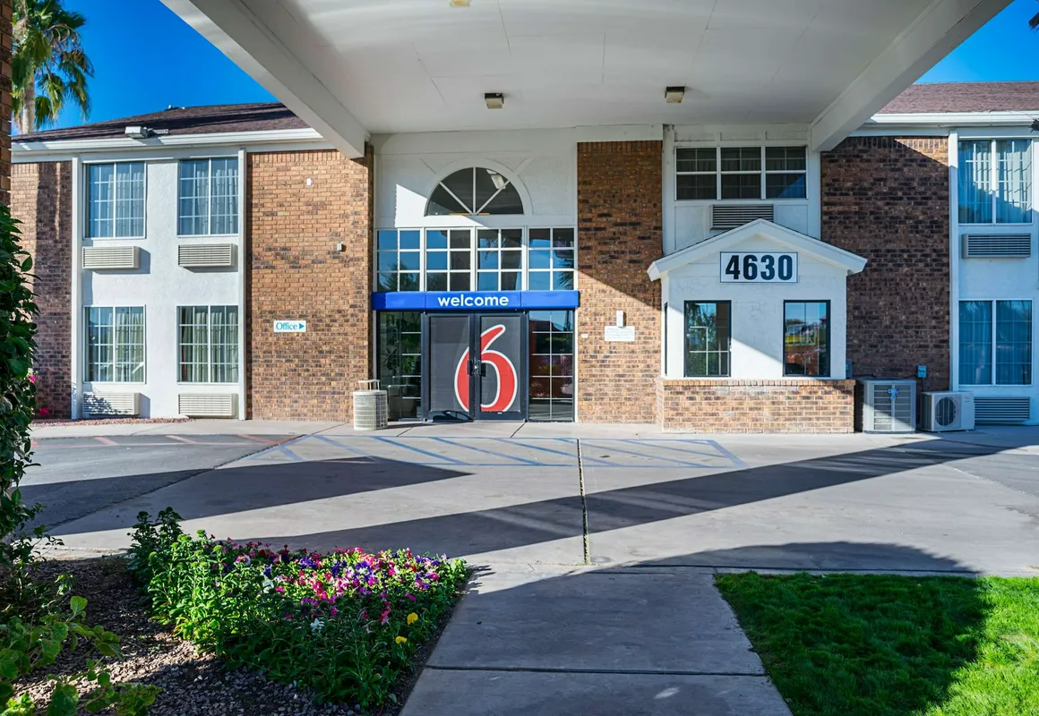 Motel 6 Tucson, AZ - North hotel hero