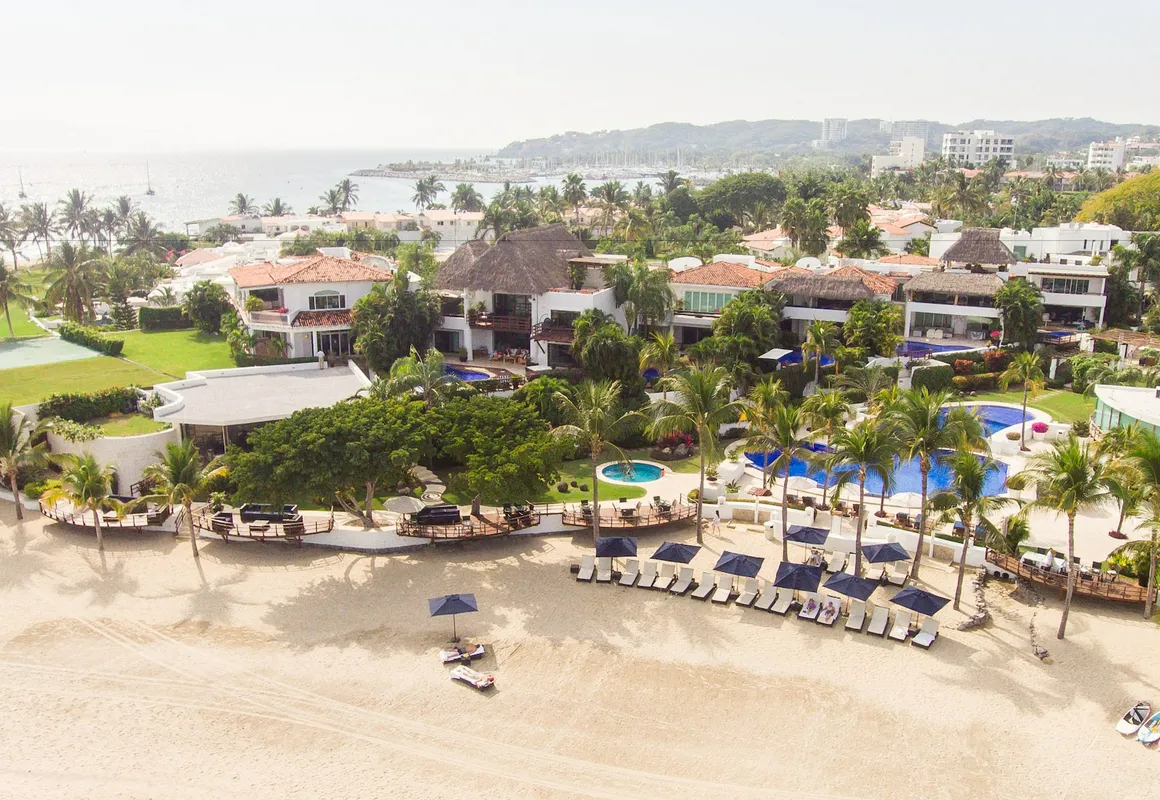 Kovay Gardens hotel hero