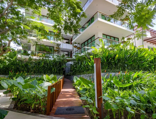 Kovay Gardens hotel detail image 2