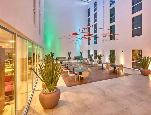 City Express Plus by Marriott Ciudad de México Insurgentes Sur hotel detail image 3