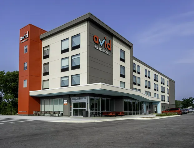 avid hotel Milwaukee West Waukesha by IHG hotel detail image 1