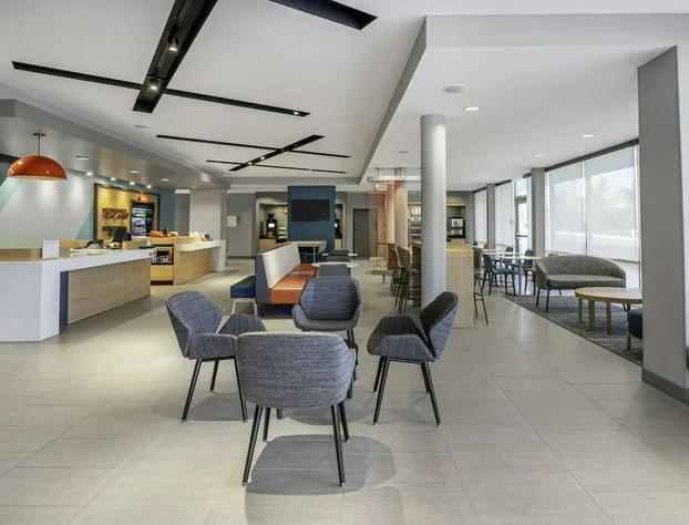 avid hotel Milwaukee West Waukesha by IHG hotel detail image 3