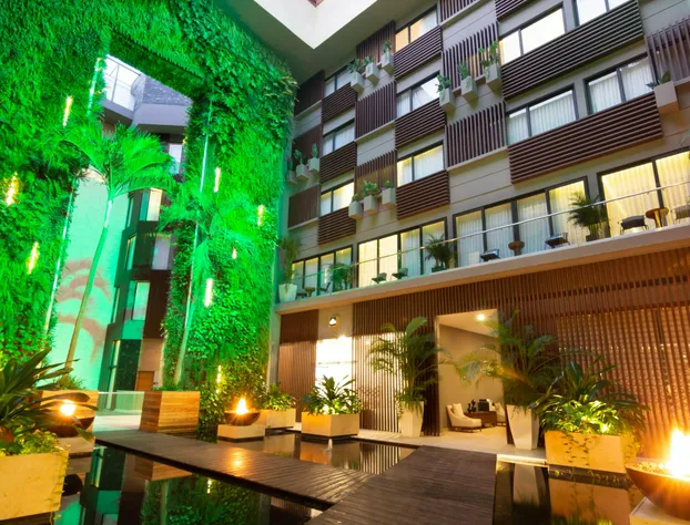 The Fives Downtown Hotel - Curio Collection by Hilton hotel detail image 3