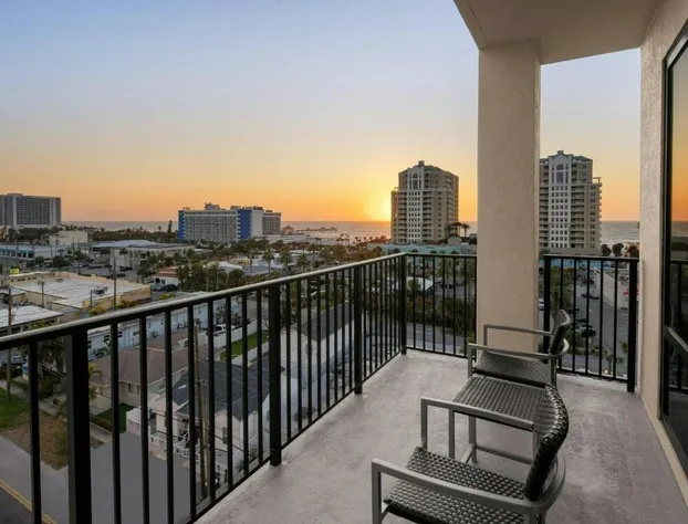 Courtyard by Marriott Clearwater Beach hotel detail image 3