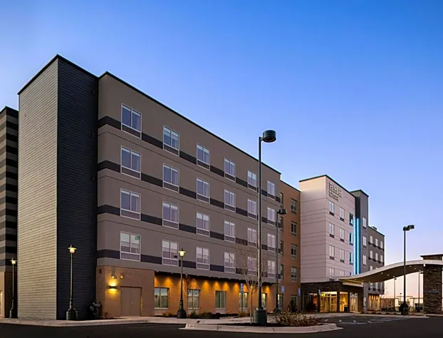 Fairfield Inn & Suites by Marriott Denver Airport at Gateway Park hotel detail image 2