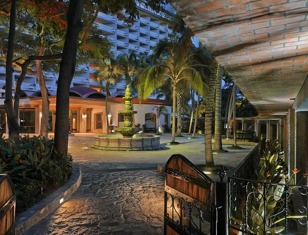 Princess Mundo Imperial hotel detail image 4