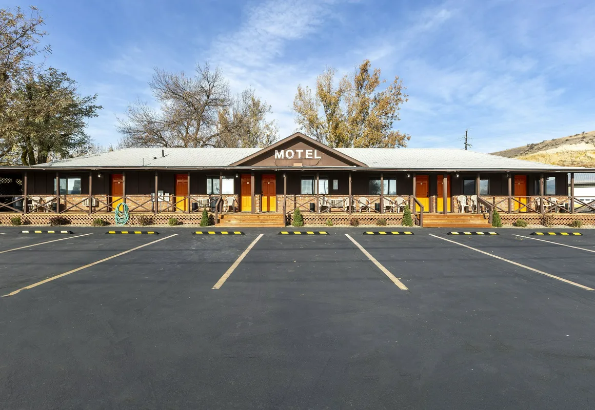 Weiser Motel & RV Park hotel hero