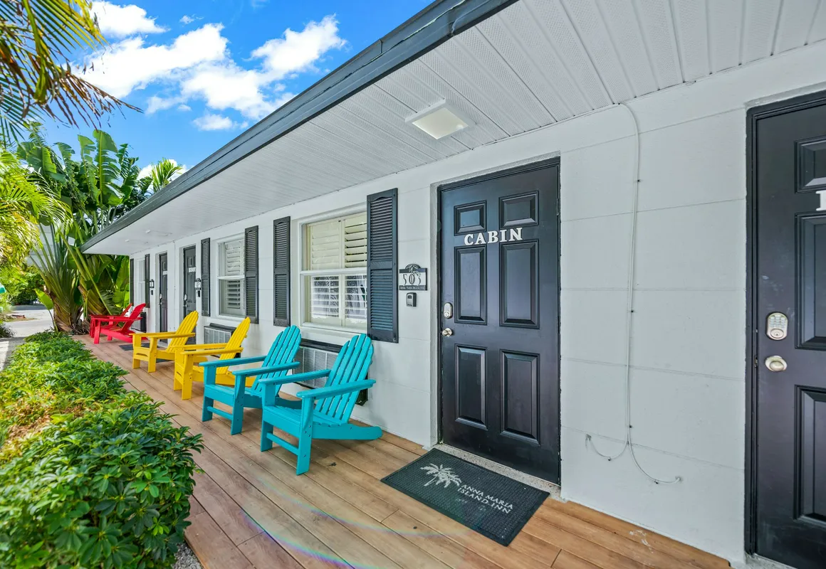 Captain's Quarters at Anna Maria Island Inn hotel hero