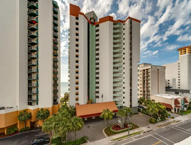 The Strand Condos | Oceanfront hotel detail image 4