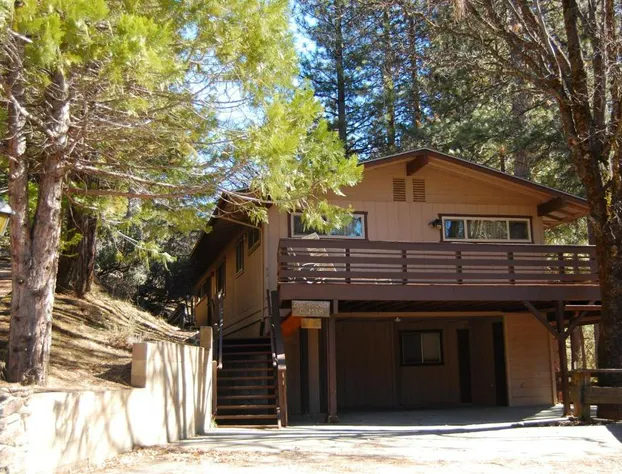 99 Yosemite Mountain Lodge hotel detail image 3