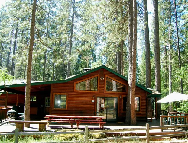 93R Deer Lodge hotel detail image 1