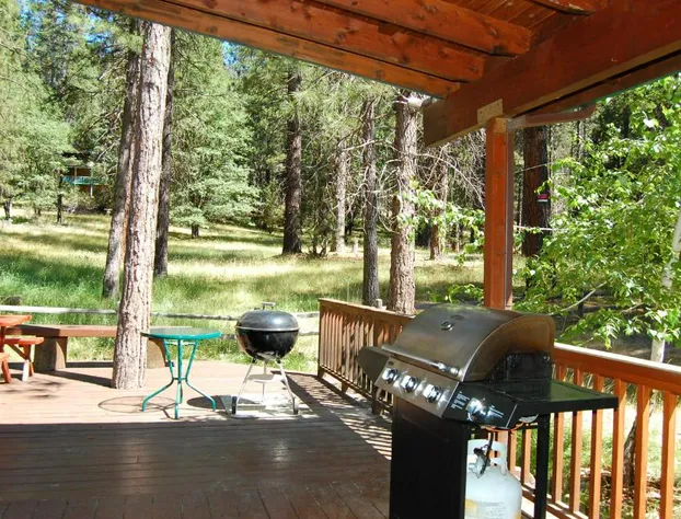 93R Deer Lodge hotel detail image 4