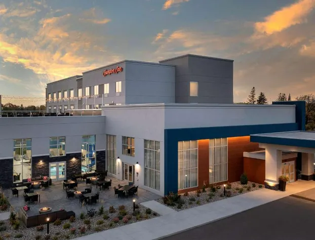 Hampton Inn Warroad, MN hotel detail image 2